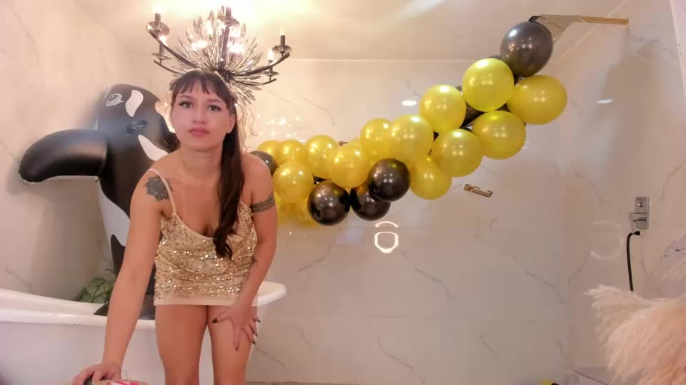 katherine_glow Adult Chat August 16, 2026