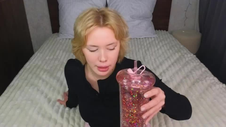 white_melisa Adult Chat August 16, 2026