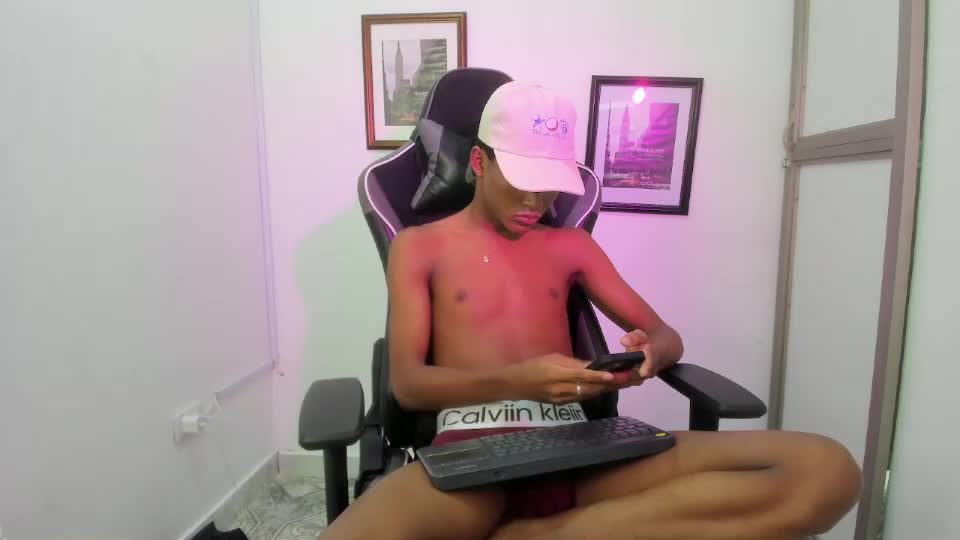 jordan_cum18 Adult Chat August 17, 2026
