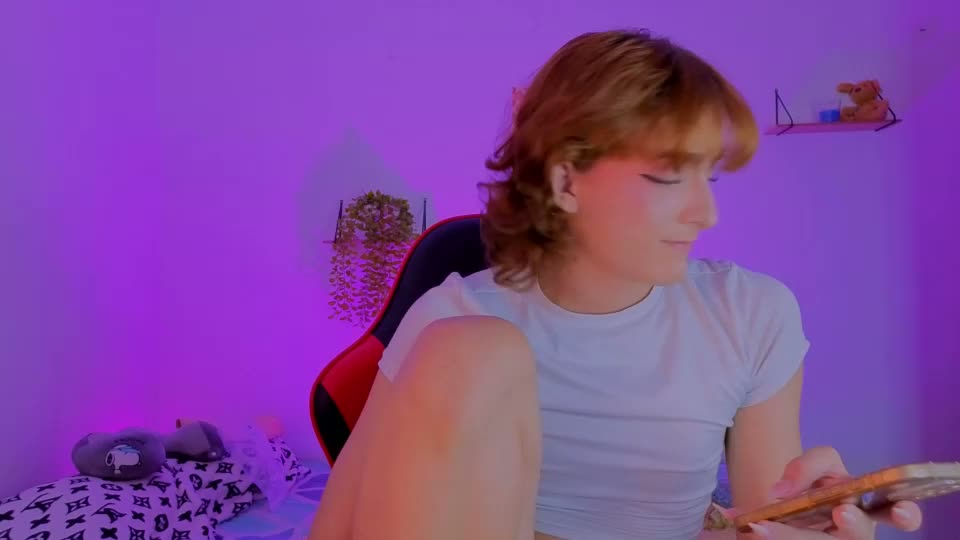 diamond_pierce Adult Chat August 17, 2026