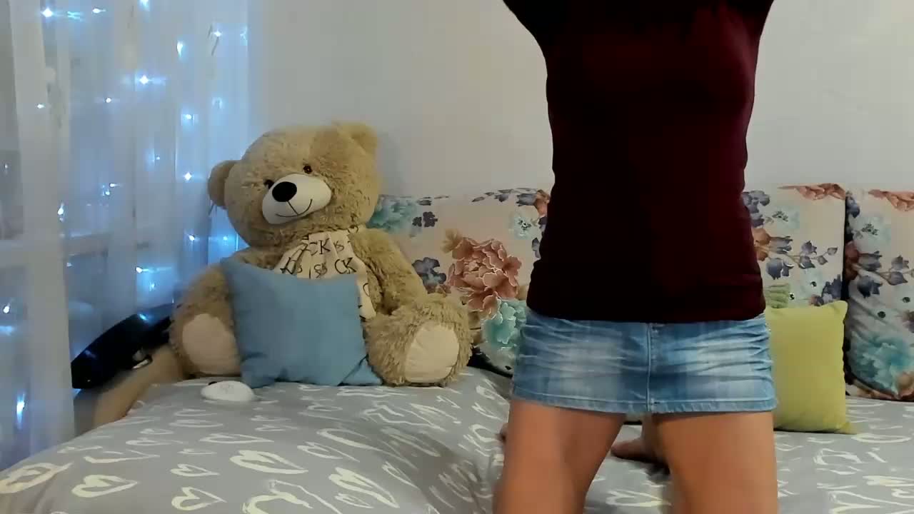 Lisa1225 Adult Chat August 17, 2026