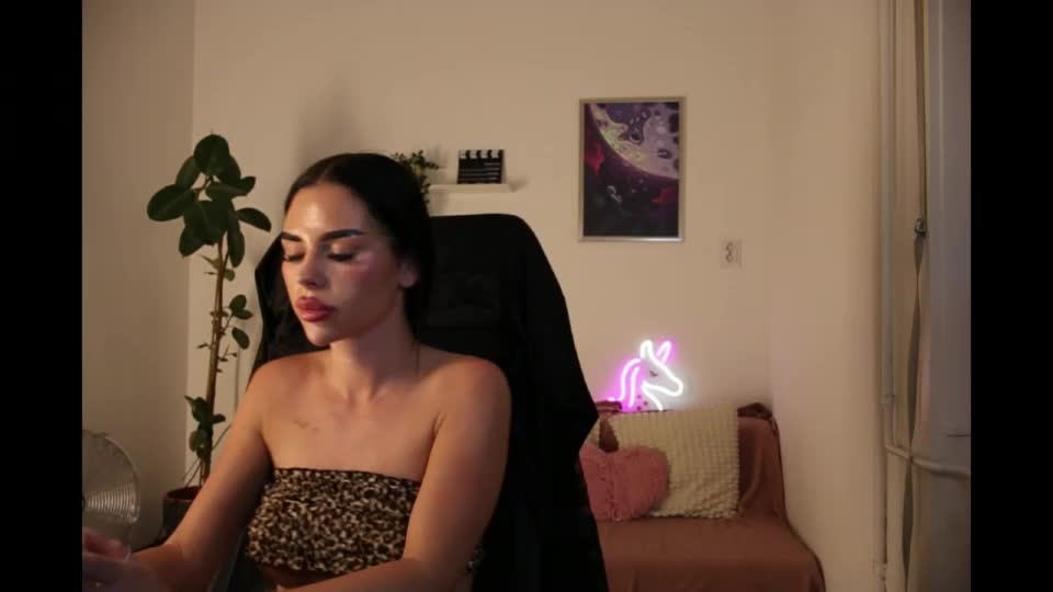tatianaxoxo1 Adult Chat August 16, 2026