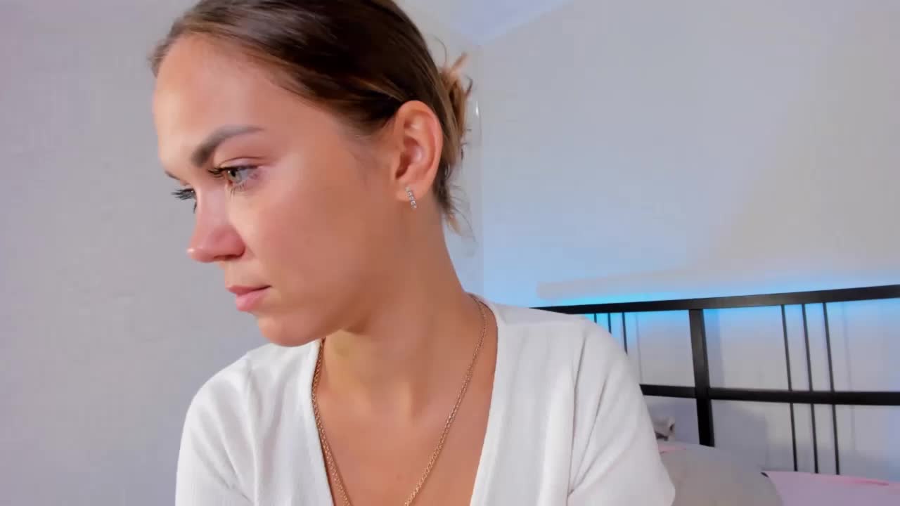 FloraAmbers Adult Chat August 17, 2026