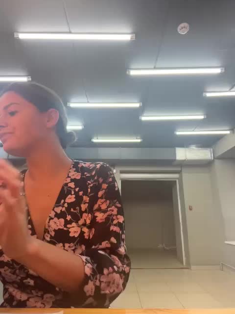 Hotkate77 Adult Chat August 17, 2026