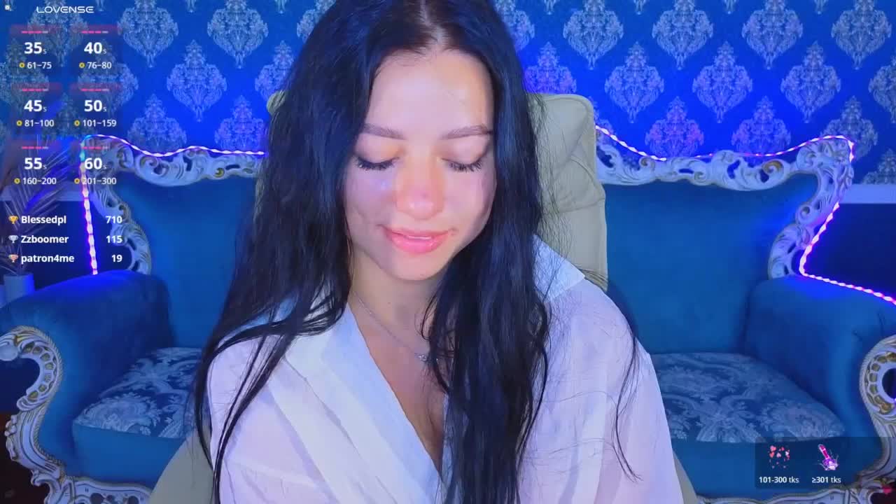 KitnissKiss Adult Chat August 17, 2026
