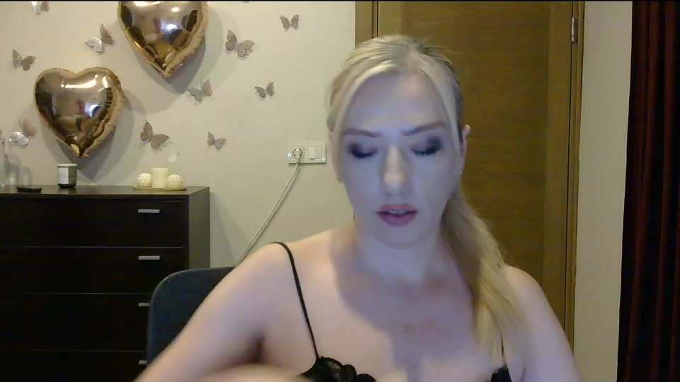 wild_silk_desire Adult Chat August 17, 2026