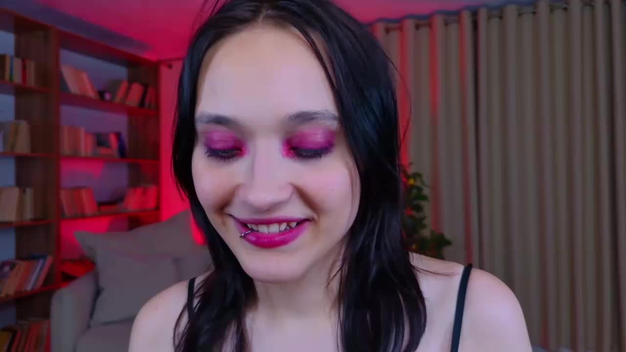 DarcyBlackwood Adult Chat August 17, 2026