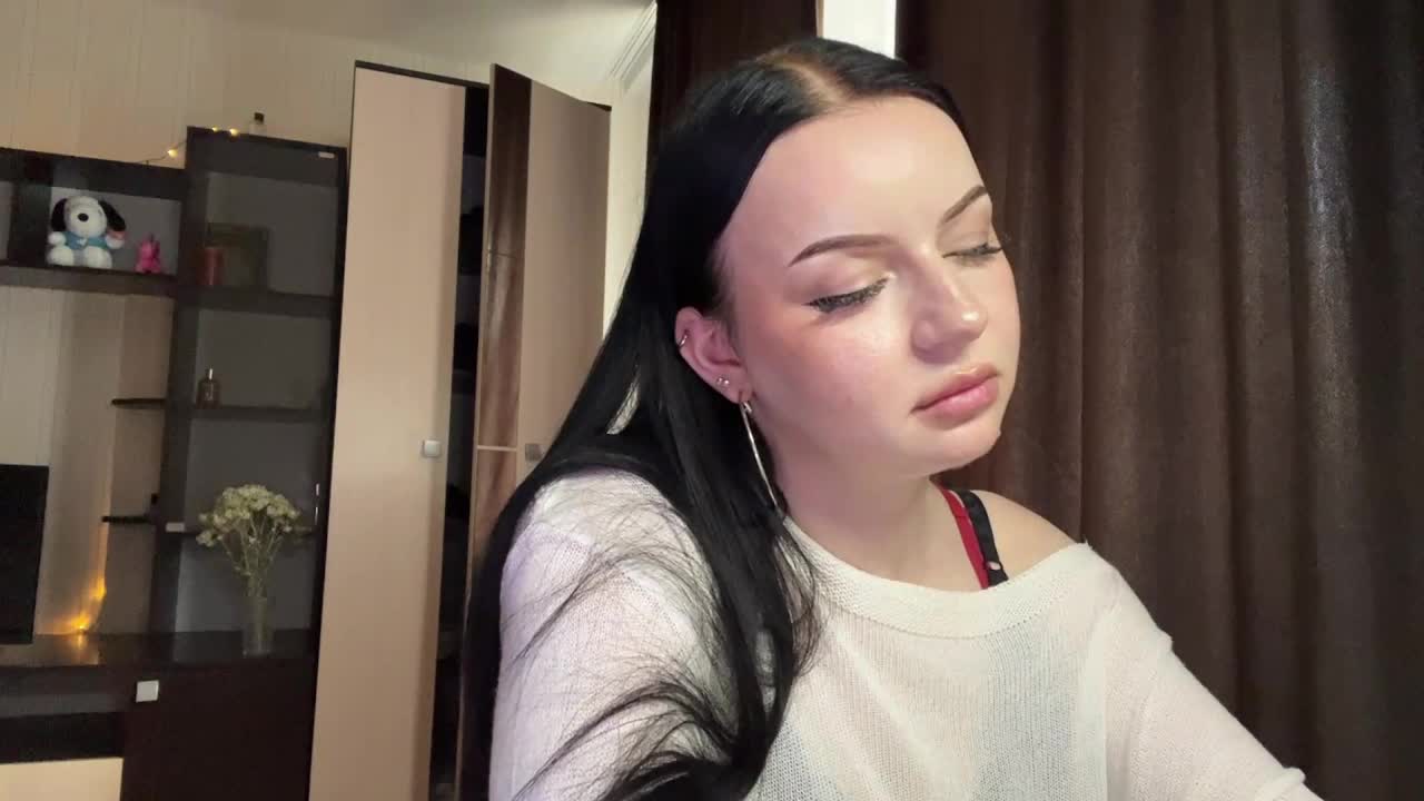 MarinaSavastru Adult Chat August 17, 2026