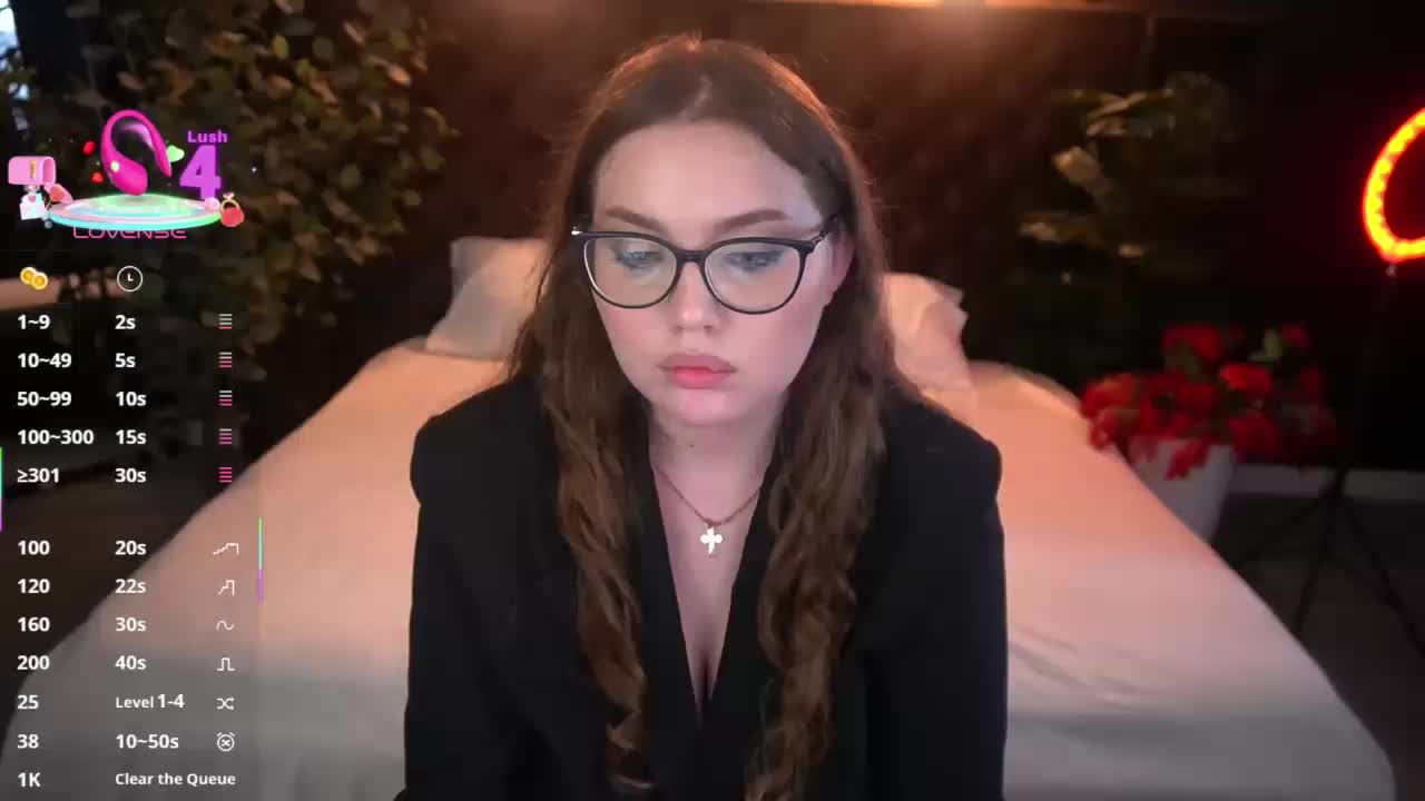 LuxSopphia Adult Chat August 17, 2026