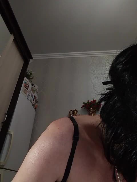 Lilya18 Adult Chat August 17, 2026