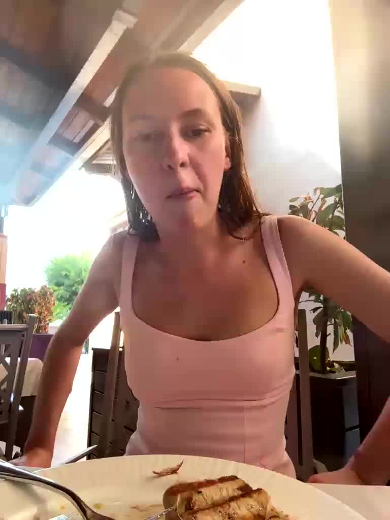 LivLauren Adult Chat August 17, 2026