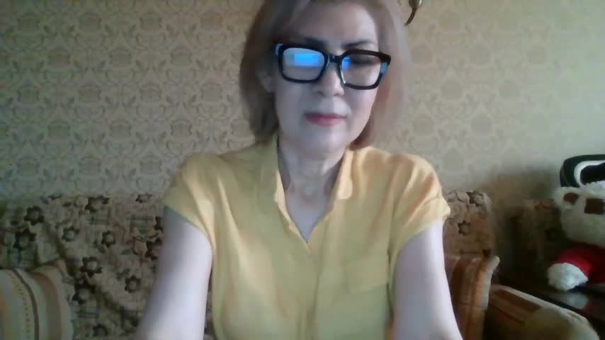 ElegantLady00 Adult Chat August 17, 2026