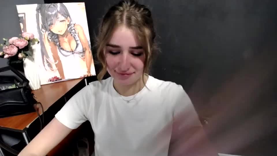 moon_sirennn Adult Chat August 18, 2026
