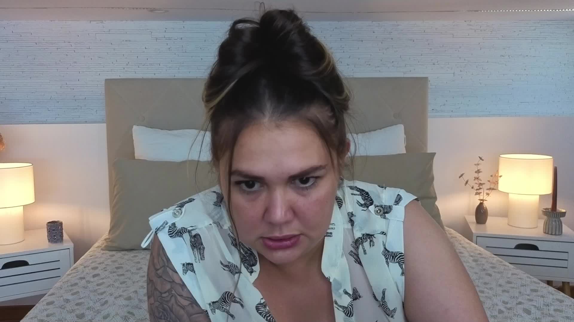 M1ssBella Adult Chat August 17, 2026
