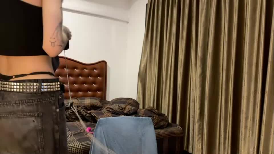 wavy_nights Adult Chat August 17, 2026