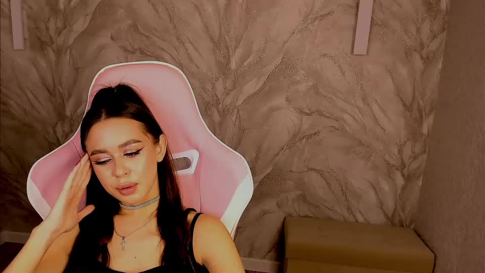 nicolerossss Adult Chat August 18, 2026