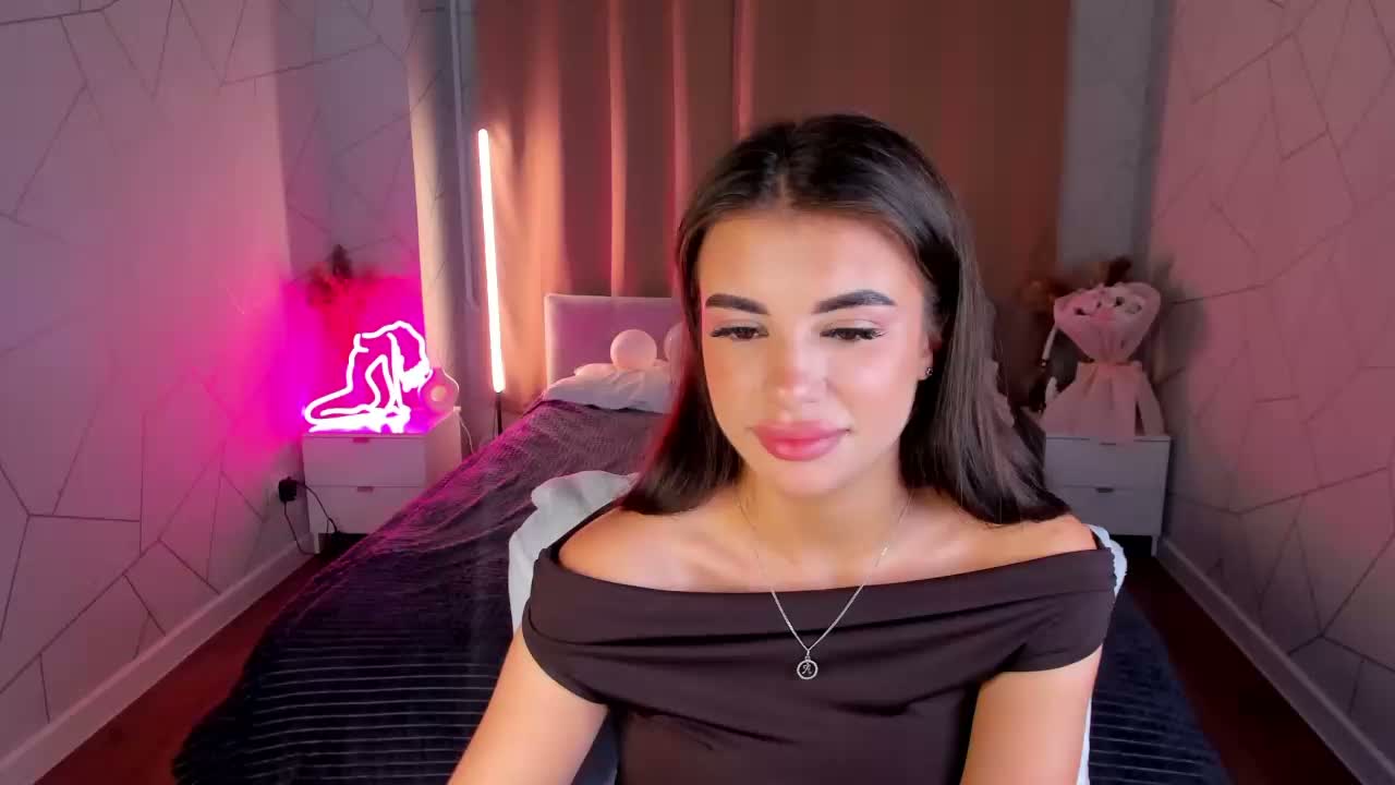 Alisha-Blakee Adult Chat August 18, 2026