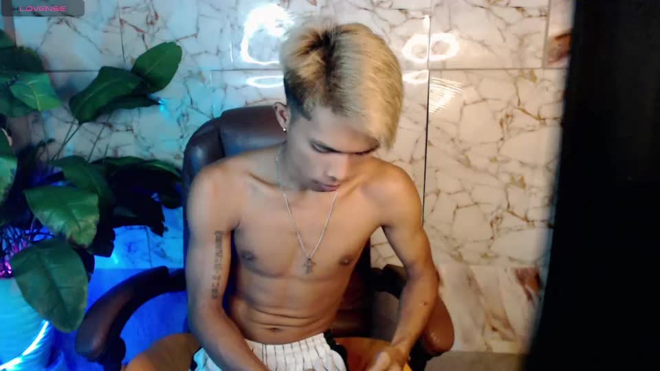 ken_minjun Adult Chat August 17, 2026
