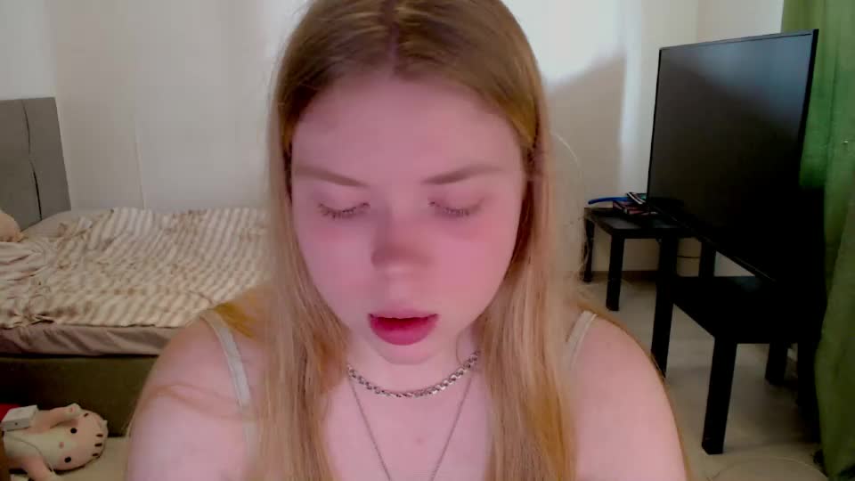 kitten_jenny01 Adult Chat August 17, 2026