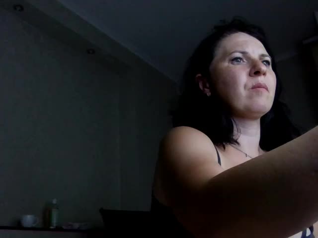 AlisaSmileHot Adult Chat August 18, 2026