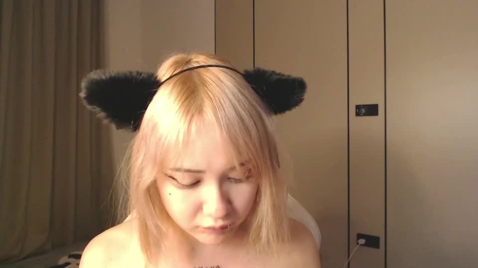 ka00ru_chan Adult Chat August 18, 2026