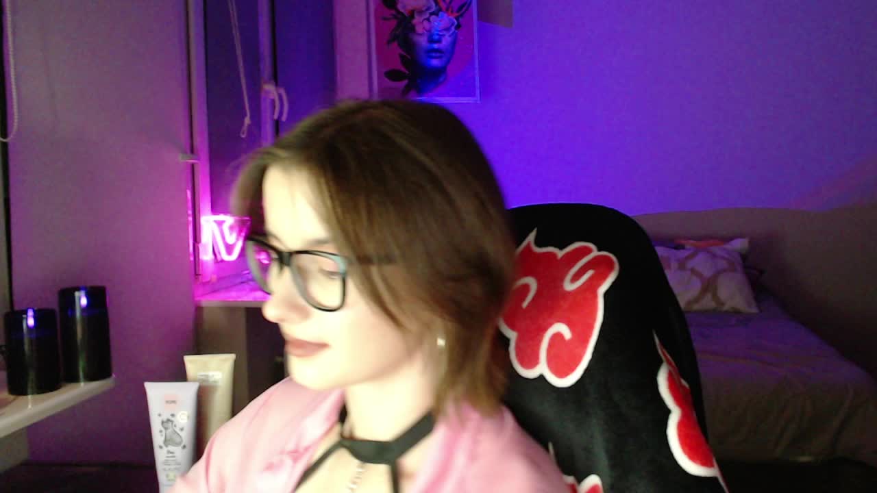 Cherry-Luna Adult Chat August 18, 2026