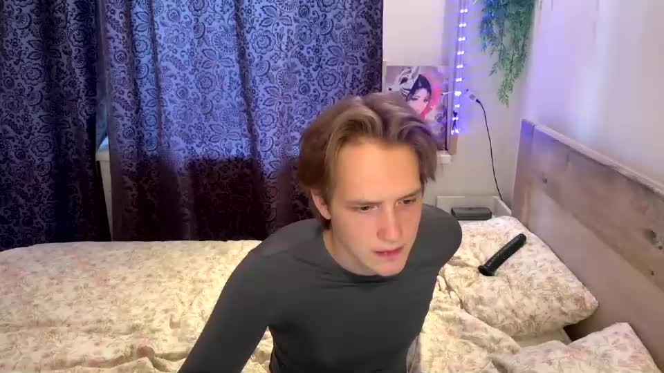 reynasweet_ Adult Chat August 18, 2026