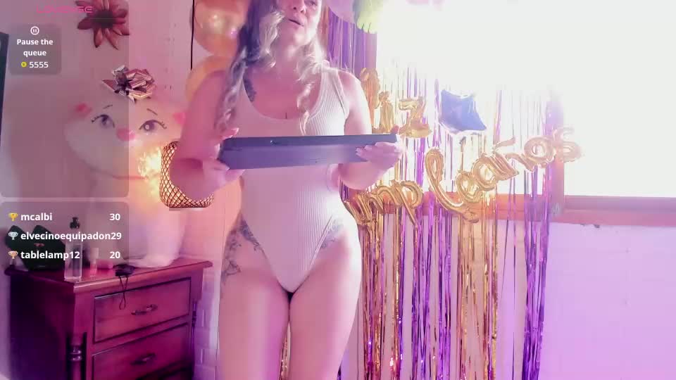 bella_volup Adult Chat August 18, 2026
