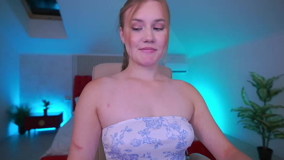 foxyykate Adult Chat August 18, 2026