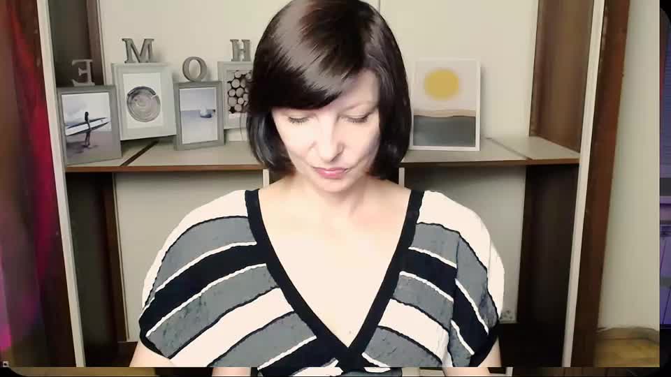 angelinalov_ Adult Chat August 18, 2026