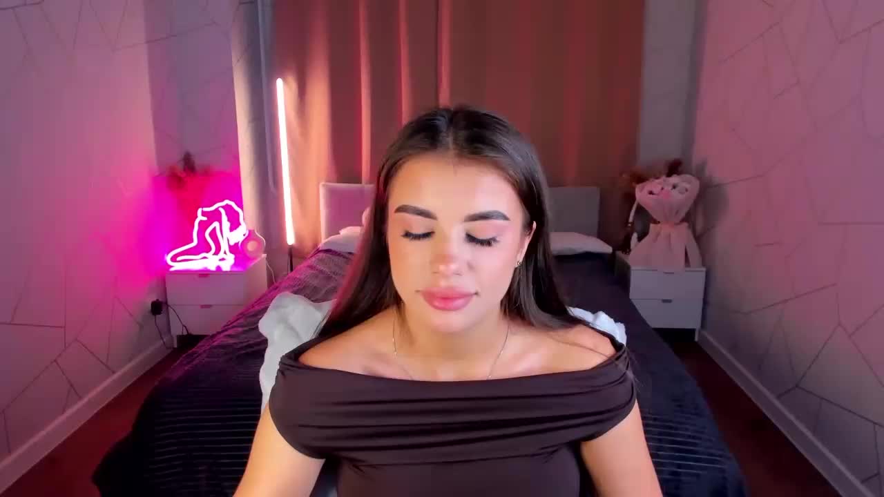 Alisha-Blakee Adult Chat August 18, 2026