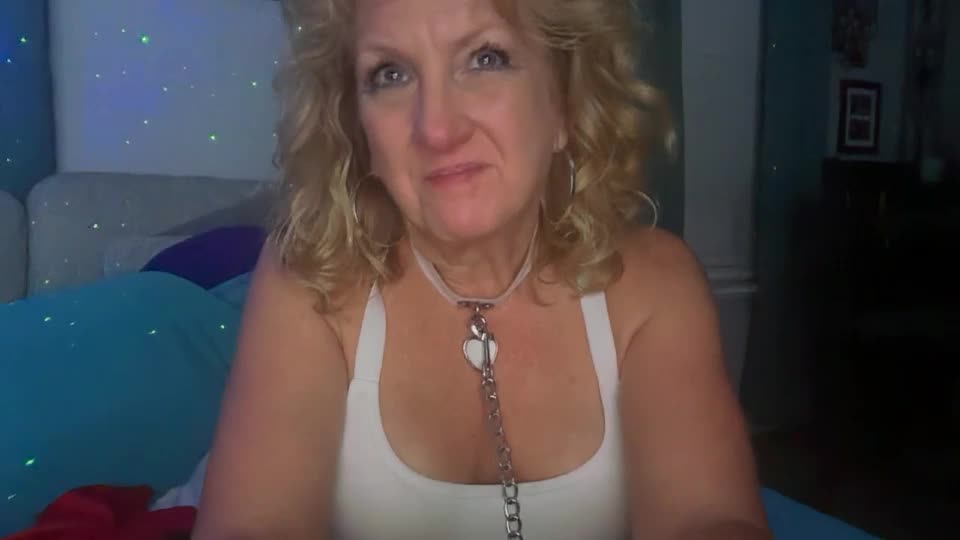 sassyhotwife00 Adult Chat August 18, 2026