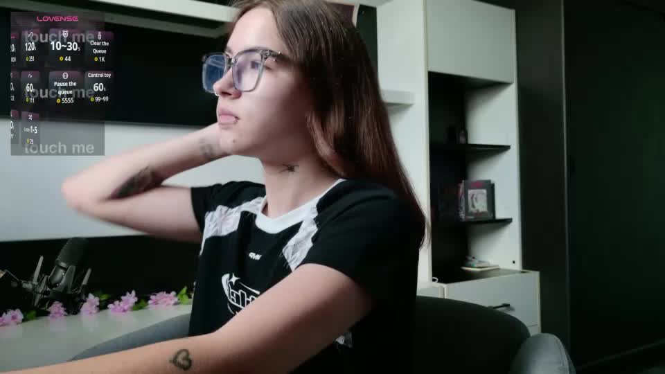 evaandluna Adult Chat August 18, 2026