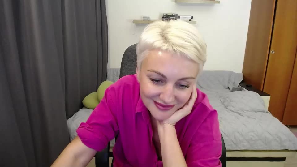 women_pleasures Adult Chat August 18, 2026