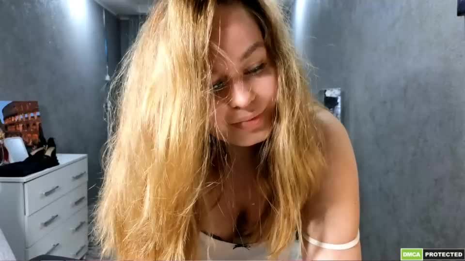 bad_girl009 Adult Chat August 18, 2026