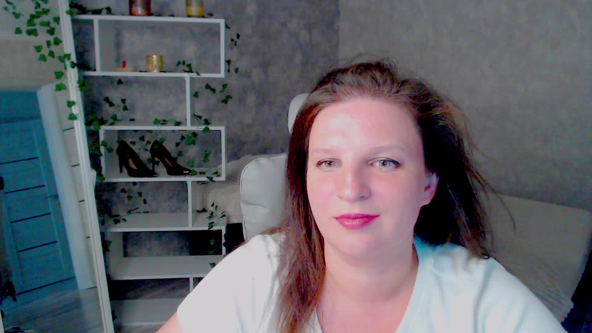 MilaLluna Adult Chat August 18, 2026