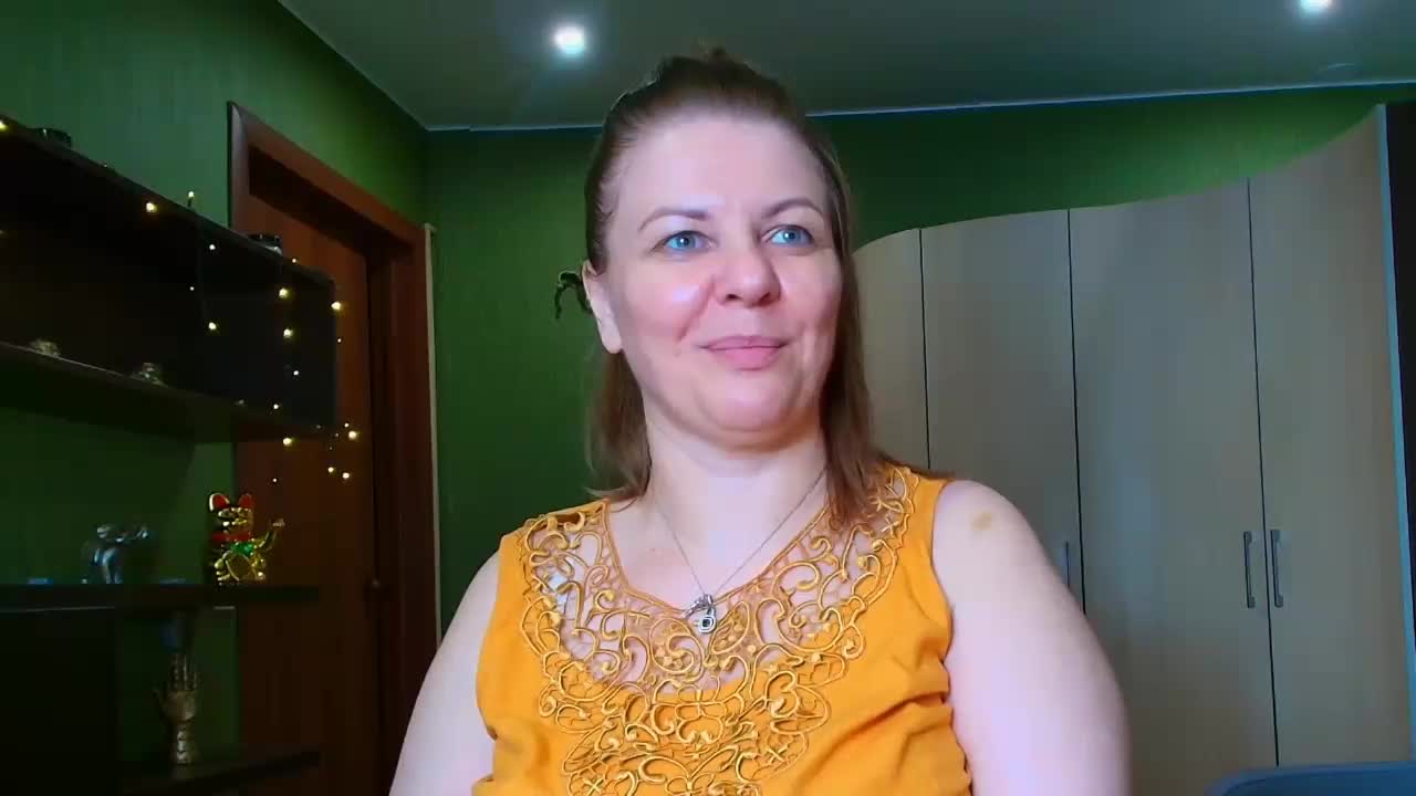 Veronika_Gold Adult Chat August 18, 2026