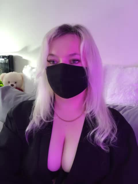 Alicekitty Adult Chat August 18, 2026