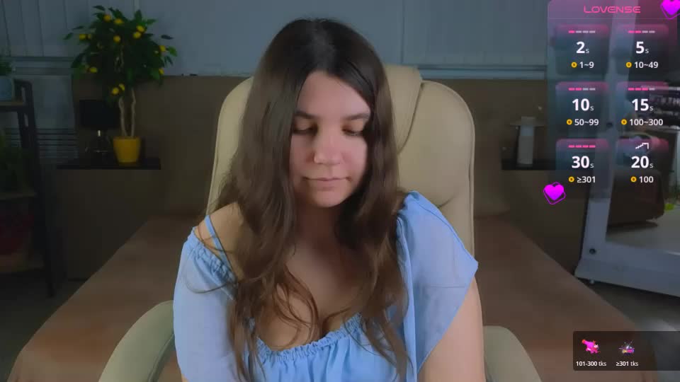 viola__shy Adult Chat August 18, 2026
