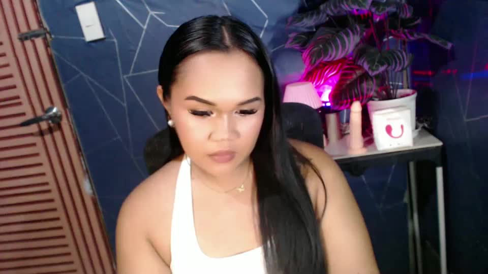 precious_ariah Adult Chat August 18, 2026