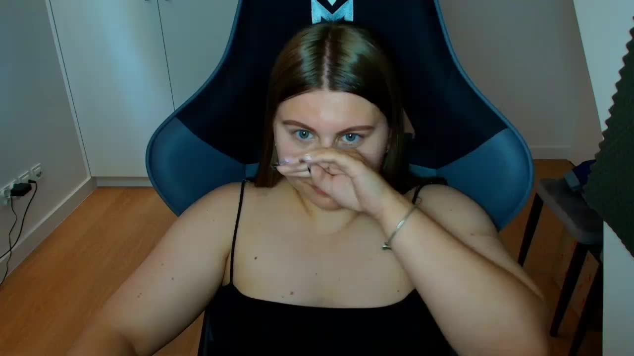 AbbyMint Adult Chat August 18, 2026
