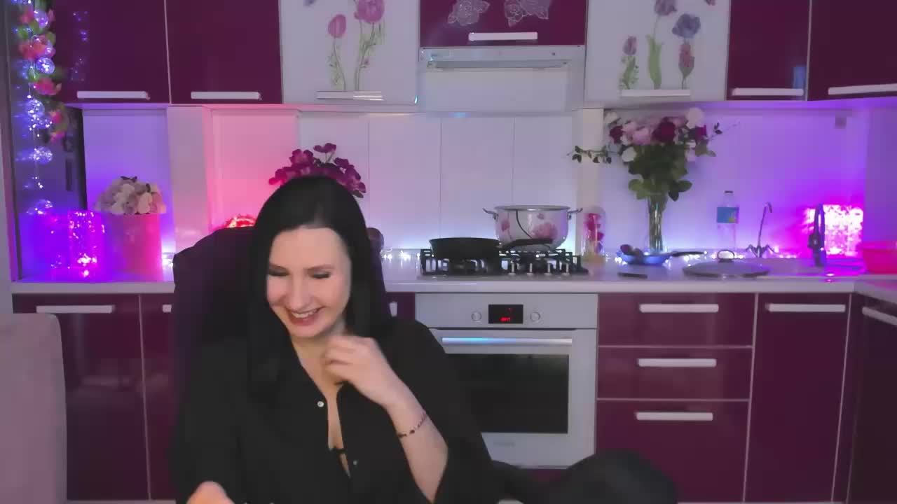 Olivija2020 Adult Chat August 18, 2026