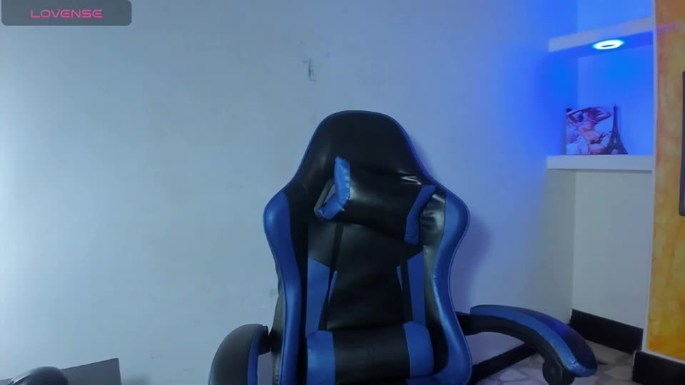 briana_kimm Adult Chat August 18, 2026