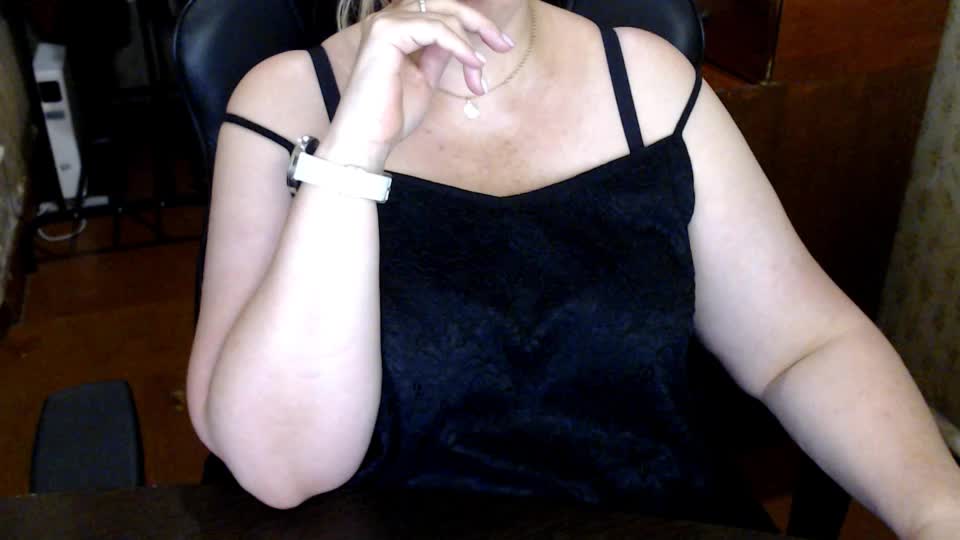 Alisa1917 Adult Chat August 18, 2026