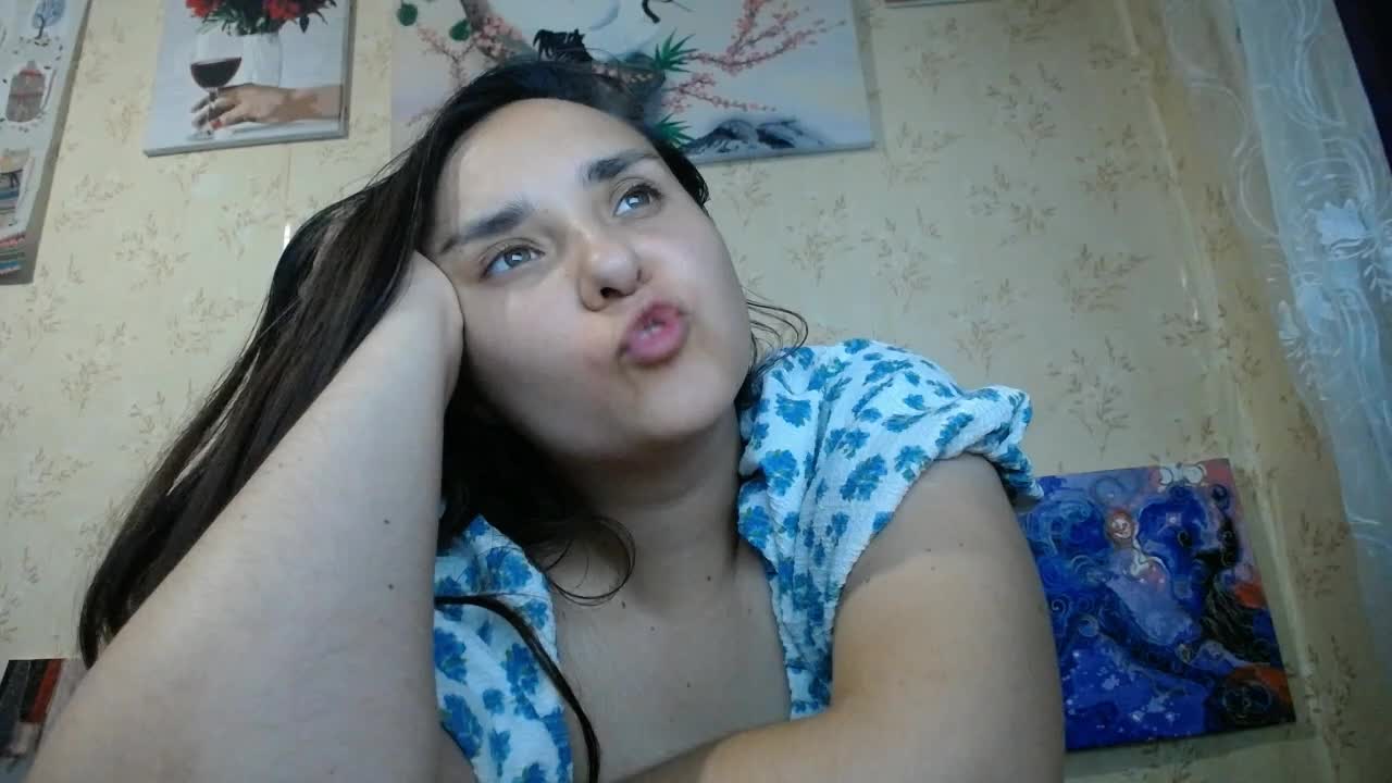 Bombshellnika Adult Chat August 18, 2026