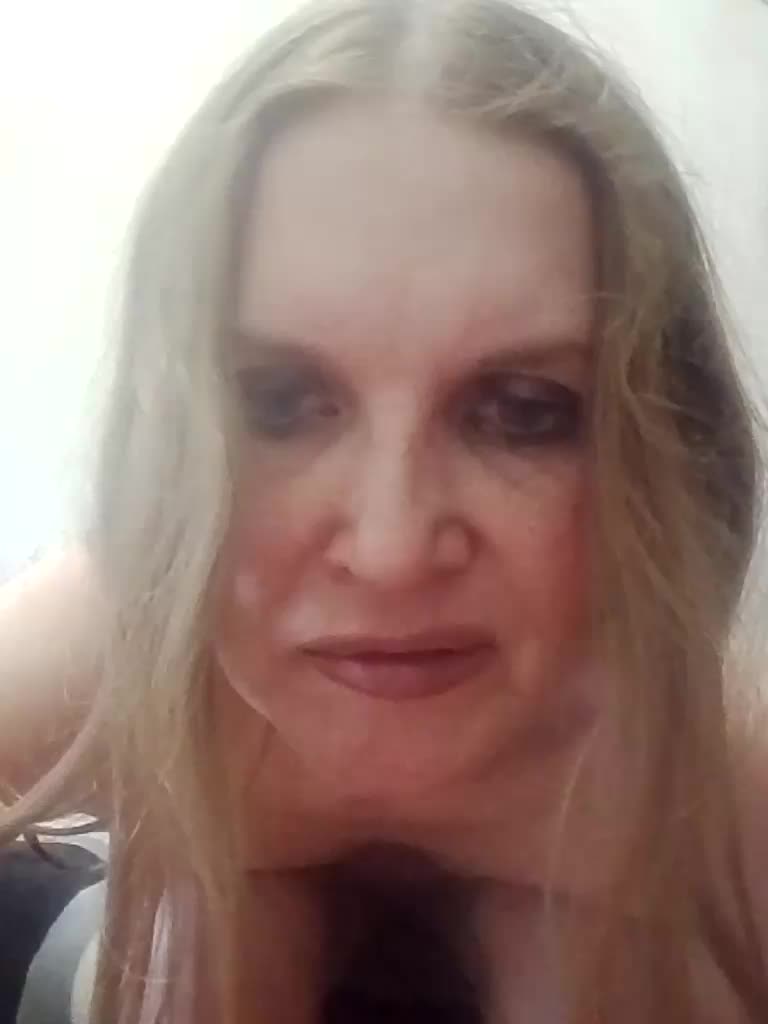 Kolibrii Adult Chat August 18, 2026