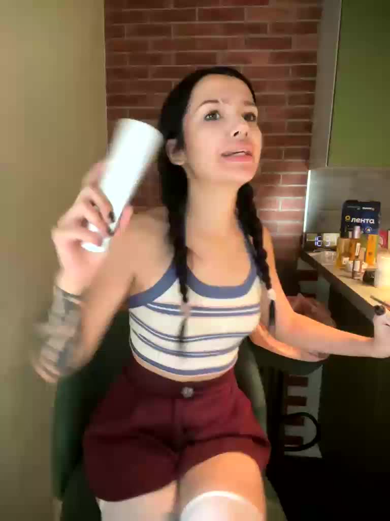 camillaa Adult Chat August 18, 2026