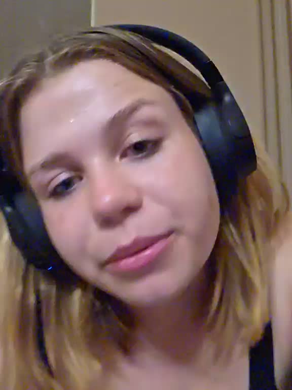 Alexandracore Adult Chat August 19, 2026