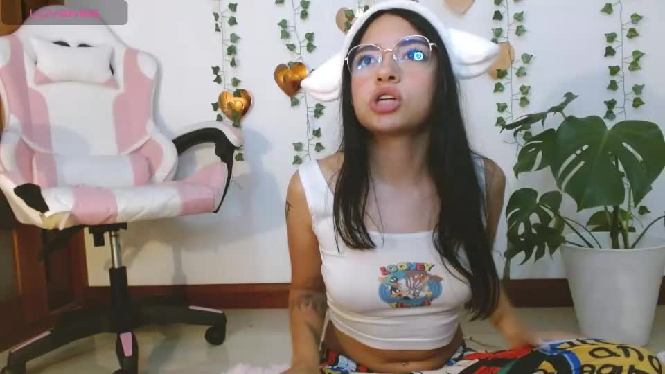 hellokitty_valery1 Adult Chat August 19, 2026