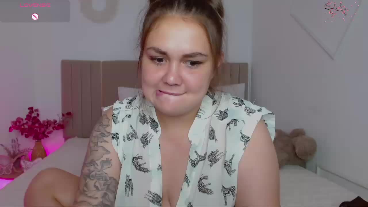 M1ssBella Adult Chat August 19, 2026